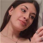 Sei alla ricerca di un insegnate privato competente? Chi è meglio di una studentessa di Liceo Classico!